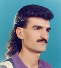 мода на прчески всегда старнная, вот вам примеры 70-80х годов прошлого века.