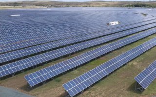 Да и хрен с этими пиндосами ... 
В Орске запустили самую мощную в России солнечную электростанцию.
реально ...