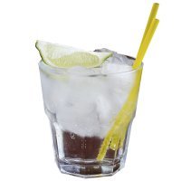 Добавлю еще один : джин-тоник