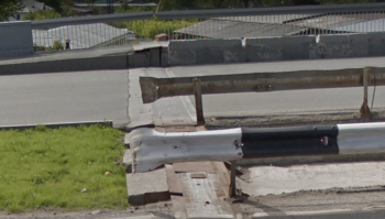 Вот то самое место, а по ГОСТу ли установлен отбойник, решат эксперты ФИШЕК!