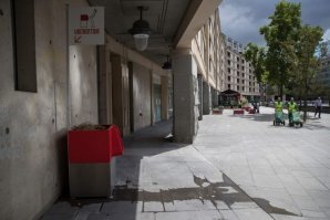 Чего то лужи под ними большие, походу нет там никакого сена...