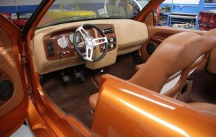 Спасение автомобиля-амфибии, который ушёл на дно во время тест-драйва