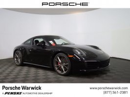 почему перепутанных? это жук от старой модели до новой. исходя из вашей логики порш это первая на фото модель, а последняя не порш