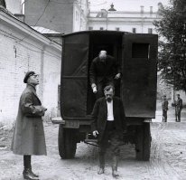 За «экстремистские» мемы теперь не только сажают, но и вымогают деньги