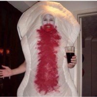 А чтобы творилось, если бы спонсор производил прокладки для критических дней...сплошной гламур. Так, что майонез это просто праздник какой то.