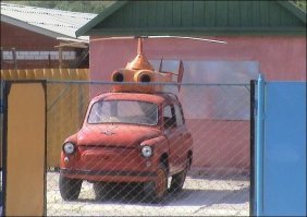 Жесткая посадка: британцы заставили трёхколёсный автомобиль летать