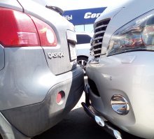 Последнее фото напомнило. 
Случайно получилось. Там есть зазор миллиметров 5 :)