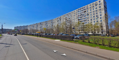 В Северном Тушино этот дом называют китайской стеной