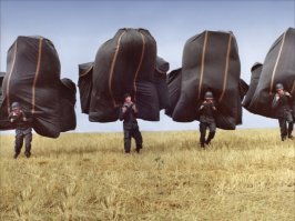 армия решила отказаться от штурмовых рюкзаков !! в женскую сумочку влазит гораздо больше!