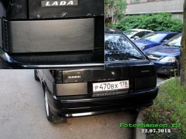 Есть такие фонари которые даже днём ослепляют.