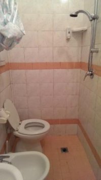 Можно сразу и душ принимать !)