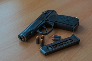 я так понимаю этим они только пиво открывают.