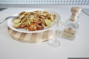 Странно, что в комменты не понабежало ещё любителей высказать: "Херня эти все ваши карри! Куда лучше жареная картошечка с грибочками, да под водочку..."