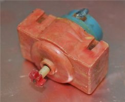 Иногда, думаю, лучше что нибудь закусывать, чем с бодуна изобретать. Кузов ИЖа я видел много раз, вы фотки начинки выложите. или он работает на этом?!
Тогда Маск в натуре держись, мы в переди планеты всей.