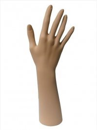 Нечего там думать. С девками и так всё ясно, а вот мужская тема вообще не раскрыта (расбохатеем!). В общем, вот тебе бочки, сигары, рука женская (правая) - начинай фотошопить (номер счёта я тебе потом скину). Можно прям с Фишек начинать, дадим фишкянам скидки, ща толпой набегут, на халяву-то.