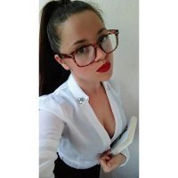 Ну знаете! Ща такие детишки что от взрослых не отличить! 
Например вот эти легко могут оказаться старшеклассницами: