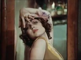 Не сочтите за бестактность... Но жену инженера Щукина звали Эллочка;)