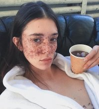 Однажды я заглянул в сельский туалет и выронил телефон из нагрудного кармана прямо в дерьмо...