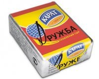 по-студенчески наверно так получится
Ингредиенты:


Батон - 1 штука   20 р.


Плавленый сыр Дружба 90гр - 2 штуки   60 р.

Соус томатный + мянезик - 100гр (из старых запасов)


сосиска пятачок- 100гр   30 р.


Огурец бочковой - 2 штуки   5 р.


Лук репчатый - 1шт   5 р.

Любая зелень, если есть (если нет то и хрен с ней)
итого: 120 р. Батонразорвиебало.