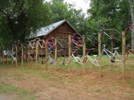 Необычные заборы для тех, кого достал профлист