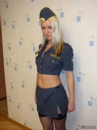 Сногсшибательные девушки в форме, от которых не оторвать глаз