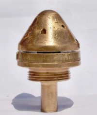 Это СНАРЯД??? Автор, никогда больше не пиши о том, о чем не имеешь ни малейшего представления.