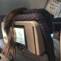 Намешать в кофеёк сахару побольше, сливок добавить... или можно майонез с кетчупом намешать... и какбэ случайно так лохмотья эти в субстанцию то окунуть... и по плечику женскому постучать и извиниться - типа эскьюзи муа... аймососори ... и глаза такие добрые-добрые, как у Владимира Ильича )))