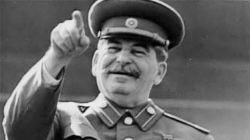 Во время экскурсии в тюрьму мальчик узнал в заключенном отца