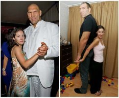 У маленьких женщин обычно нет проблем, а вот с обратной пропорцией  полно :)