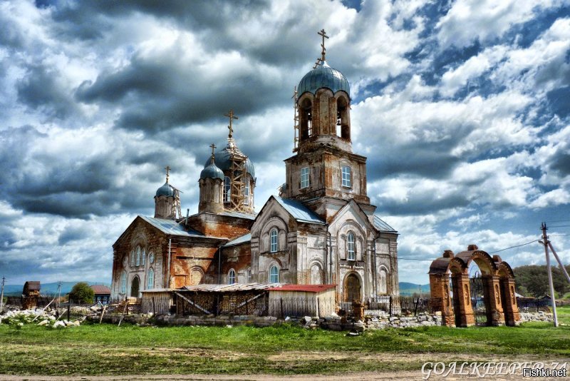 Пору интересных мест на маршруте автора (или рядом с ним.)
1. Верхнеуральская тюрьма.
2. ЕКАТЕРИНИНСКИЙ  ТРАКТ. Каменная дорога которая сохранилась по сей день.
3. Вознесенский храм в Учалинском районе Башкирии
По всем этим обьектам очень много информации в сети..
Есть еще интересные и исторические места урала
p.s. В храме крестил сына. Атмосфера в храме непередаваемая.