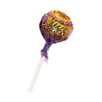 иногда попадаются чупа чупсы которые невозможно очистить от фантика