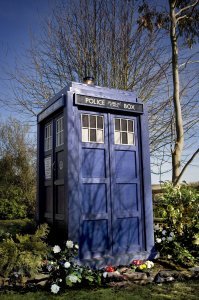 В натуре синяя - давно не смотрел :)))