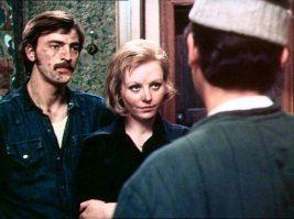 Для меня такой позабытой комедией оказался фильм Старший сын, непонимаю как, но он как то прошел мимо меня и за свои 36 лет посмотрел его впервые лишь год назад.