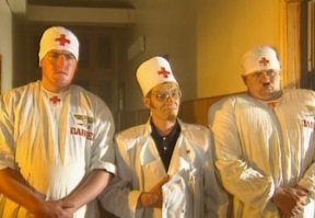 Соблазнительная звезда Инстаграма Кира Майер отправилась в колонию за драку с гаишниками