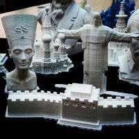 В Таганроге мой знакомый собрал денег на бумстартере и  сделал "трогательный музей"