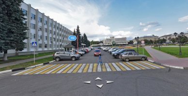Бал не прав. Первая фотка с яндекса, вторая более новая с гугла .