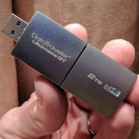 >  Книги под кроватью...

*facepalm* Бро, не благодари!