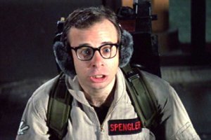 Удар молнии в самое высокое здание Европы попал на видео