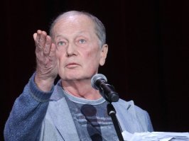 Жительница США перепутала динамитную шашку со свечой и лишилась нескольких пальцев