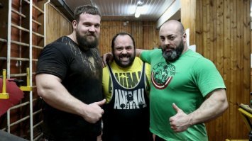 Кирилл Сарычев и компания .