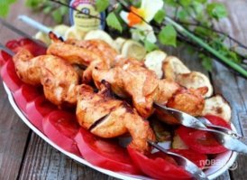 Неровно залили, переделывайте! Курица проинспектировала пешеходную дорожку в Австралии