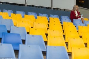 Я не такая, я жду трамвая!