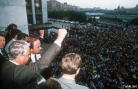 Совки требуют отмены позорной советской пенсии!