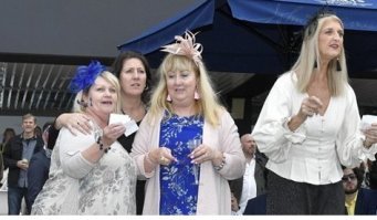 А это что, не бабы?