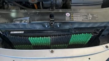 Имхо недурная идея. Потеря воздухообмена будет процентов 20, что в в нежаркую погоду в принципе не навредит.