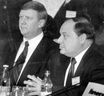 Правильные картинки надо приклеивать