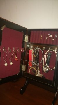 Или так,для бижутерии))