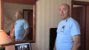 .
Толстый мужик?

Это был Woodman! :0)

.