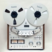 У меня был Akai GX-635D, он же на аватарке. 3 мотора, 6 головок, автореверс, управление на микросхемах - космос!