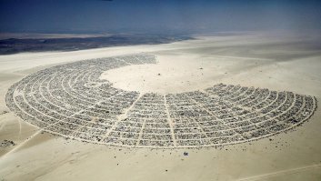 Потрясающие виды Burning Man 2018 в объективе французского фотографа